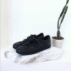 🎾Adidas Originals Rod Laver Tennis shoes 🎾